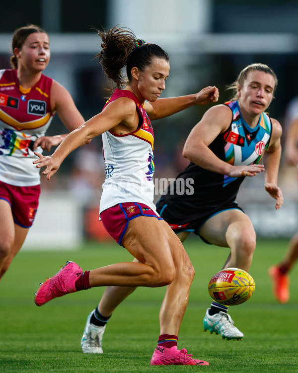 AFLW 2025 Round 09 - Brisbane v Port Adelaide - A-63878129