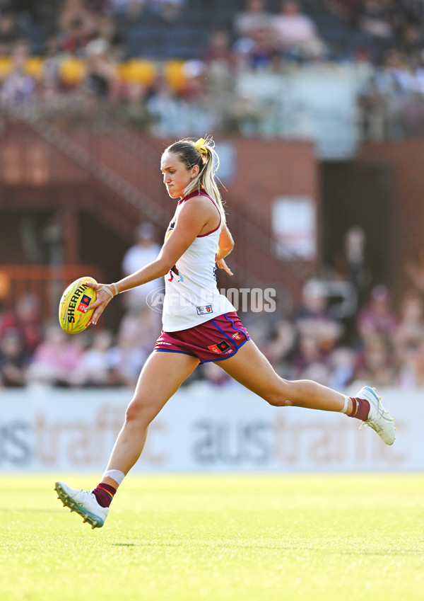 AFLW 2025 Round 09 - Brisbane v Port Adelaide - A-63883031