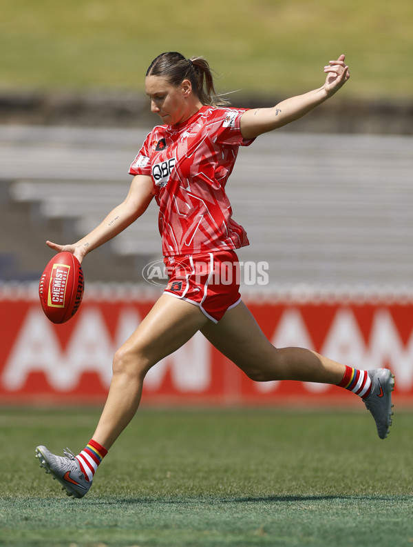 AFLW 2025 Round 09 - Sydney v Carlton - A-63883064