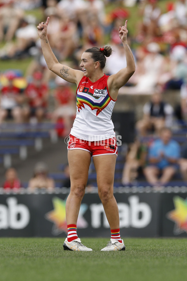 AFLW 2025 Round 09 - Sydney v Carlton - A-63883085