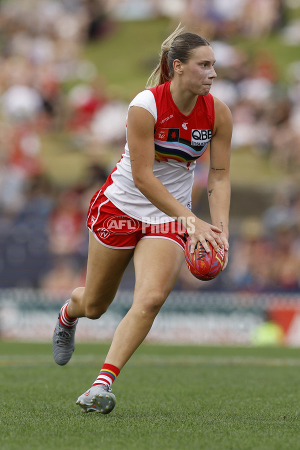 AFLW 2025 Round 09 - Sydney v Carlton - A-63883089