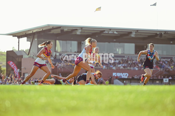 AFLW 2025 Round 09 - Brisbane v Port Adelaide - A-63883418