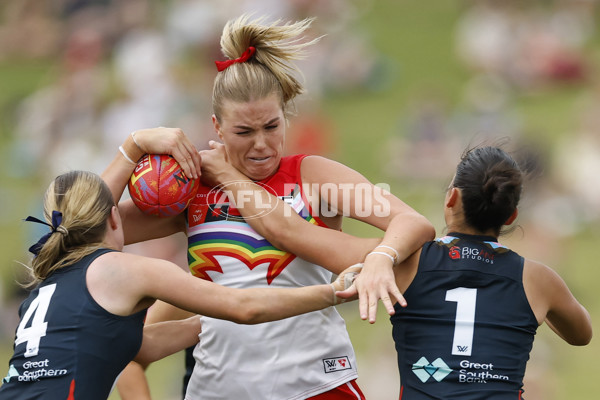 AFLW 2025 Round 09 - Sydney v Carlton - A-63885825