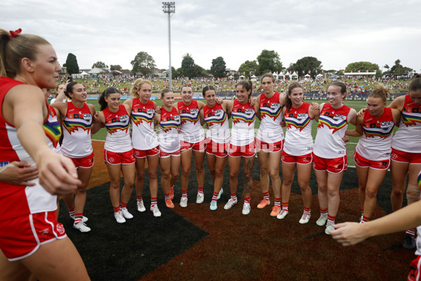 AFLW 2025 Round 09 - Sydney v Carlton - A-63886499
