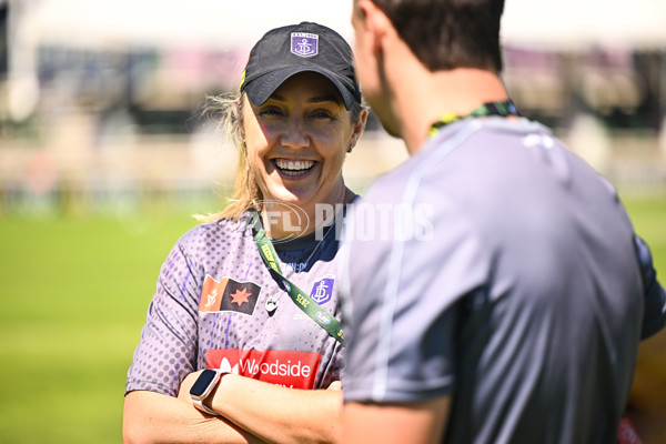 AFLW 2025 Round 09 - Fremantle v Melbourne - A-63891315