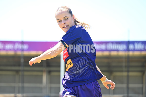 AFLW 2025 Round 09 - Fremantle v Melbourne - A-63891316