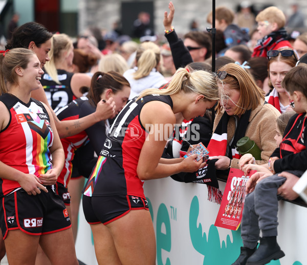AFLW 2025 Round 09 - St Kilda v Collingwood - A-63893964