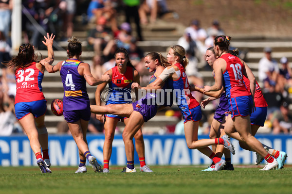 AFLW 2025 Round 09 - Fremantle v Melbourne - A-63896034