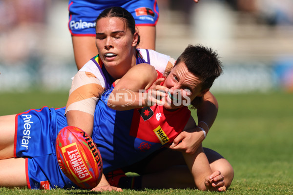 AFLW 2025 Round 09 - Fremantle v Melbourne - A-63896039