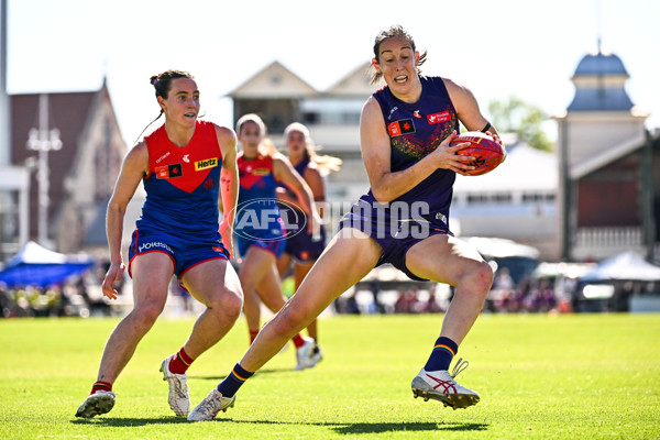 AFLW 2025 Round 09 - Fremantle v Melbourne - A-63897313