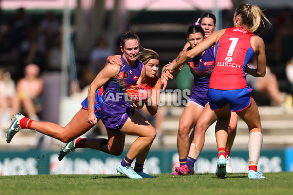 AFLW 2025 Round 09 - Fremantle v Melbourne - A-63898677