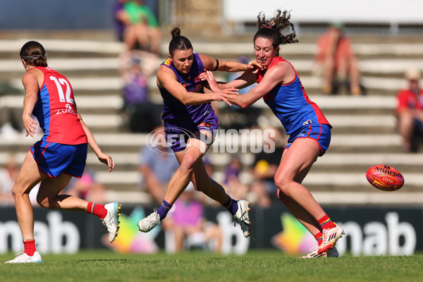 AFLW 2025 Round 09 - Fremantle v Melbourne - A-63898683