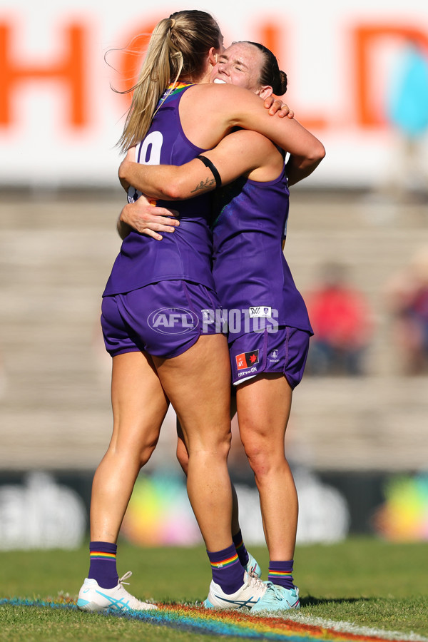 AFLW 2025 Round 09 - Fremantle v Melbourne - A-63898725