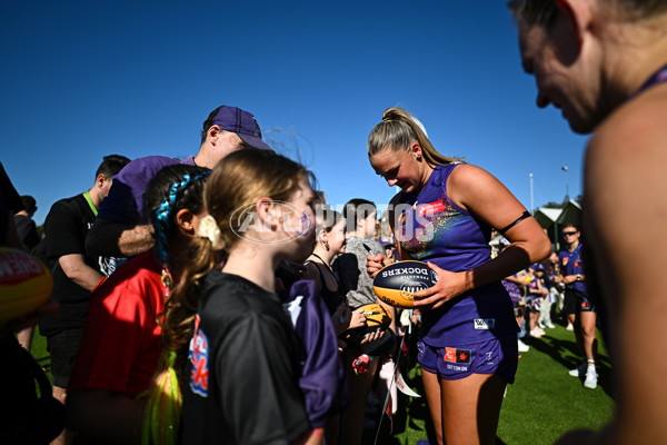 AFLW 2025 Round 09 - Fremantle v Melbourne - A-63900146