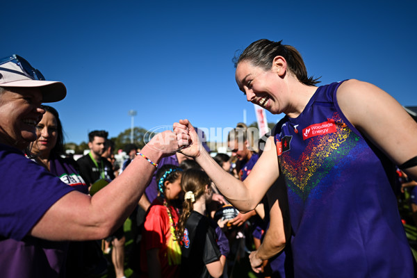 AFLW 2025 Round 09 - Fremantle v Melbourne - A-63900148