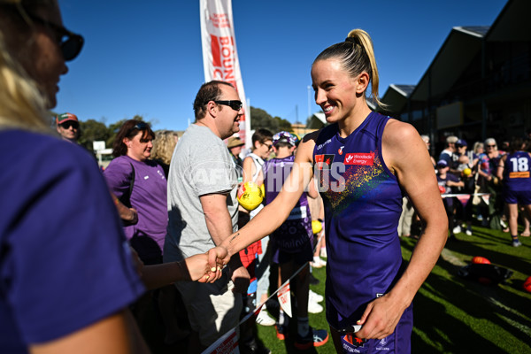 AFLW 2025 Round 09 - Fremantle v Melbourne - A-63900151