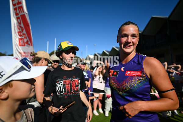 AFLW 2025 Round 09 - Fremantle v Melbourne - A-63900160