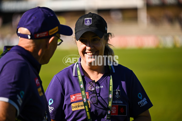 AFLW 2025 Round 09 - Fremantle v Melbourne - A-63901531