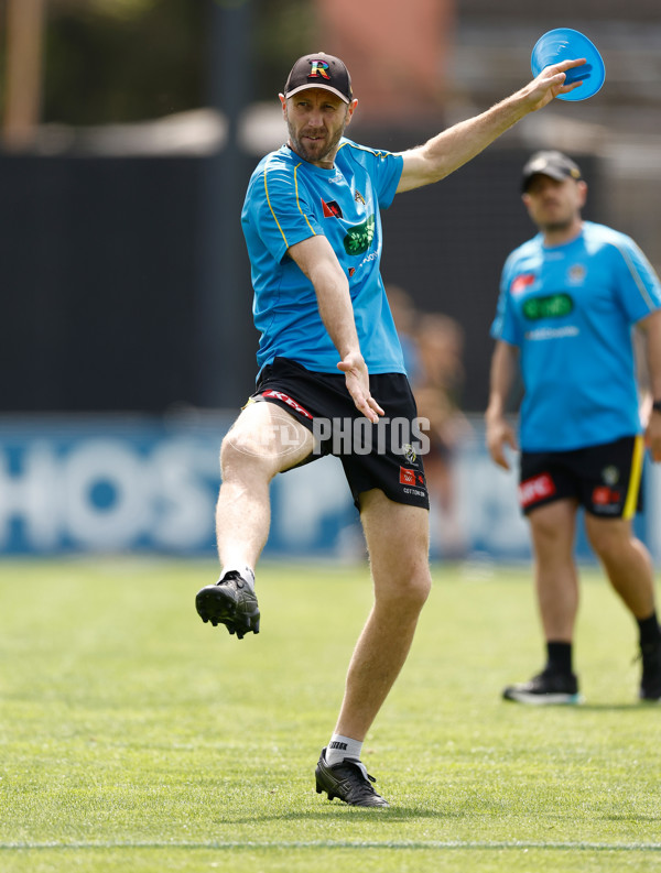 AFLW 2025 Training - Richmond 171025 - A-63985002