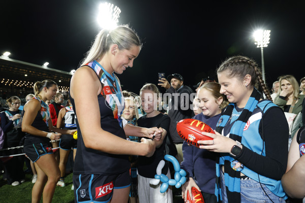 AFLW 2025 Round 10 - Port Adelaide v Hawthorn - A-64012966
