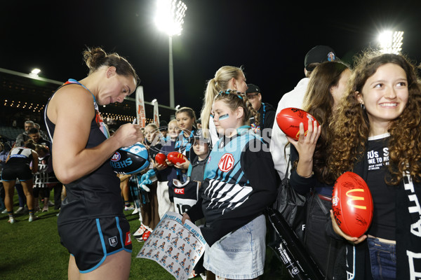 AFLW 2025 Round 10 - Port Adelaide v Hawthorn - A-64012967