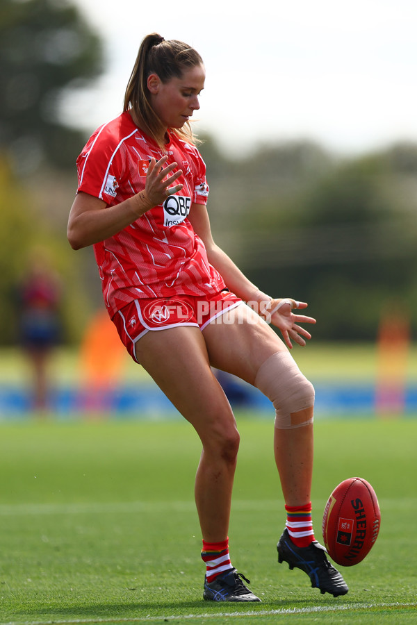 AFLW 2025 Round 10 - Melbourne v Sydney - A-64015206
