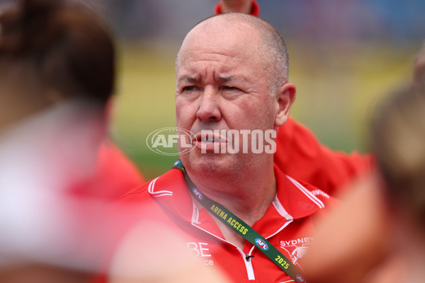 AFLW 2025 Round 10 - Melbourne v Sydney - A-64018560