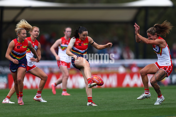 AFLW 2025 Round 10 - Melbourne v Sydney - A-64020487