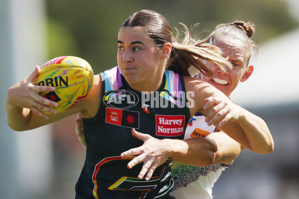 AFLW 2025 Round 10 - GWS v Fremantle - A-64021415