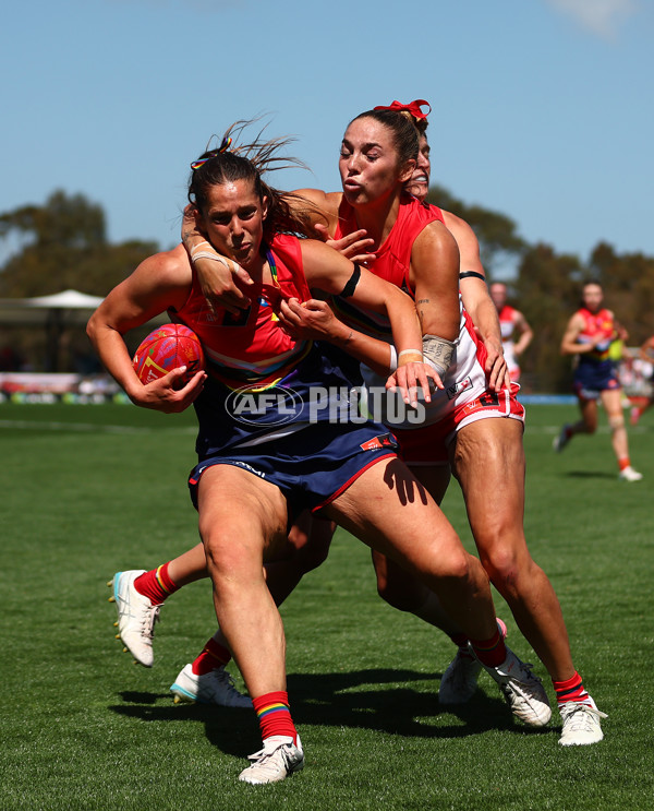 AFLW 2025 Round 10 - Melbourne v Sydney - A-64021445