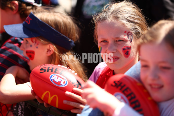 AFLW 2025 Round 10 - Melbourne v Sydney - A-64021461