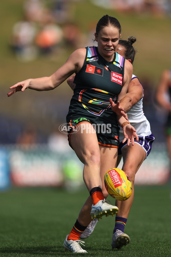 AFLW 2025 Round 10 - GWS v Fremantle - A-64023453