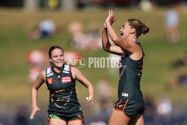 AFLW 2025 Round 10 - GWS v Fremantle - A-64026275