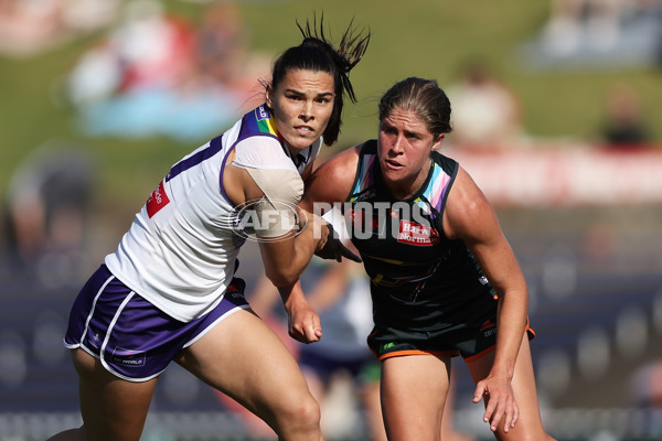 AFLW 2025 Round 10 - GWS v Fremantle - A-64026801