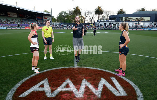 AFLW 2025 Round 10 - Carlton v St Kilda - A-64031342
