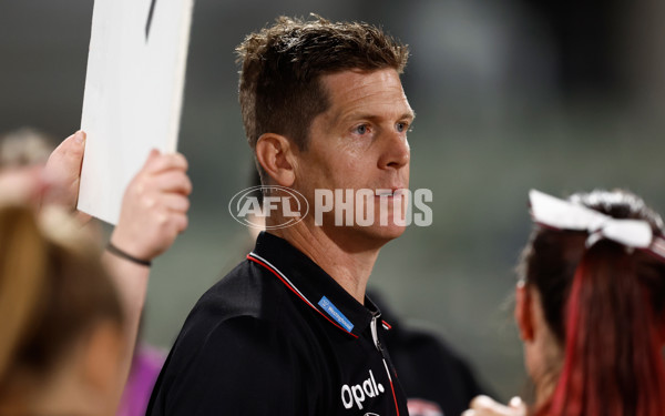 AFLW 2025 Round 10 - Carlton v St Kilda - A-64033675