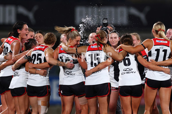AFLW 2025 Round 10 - Carlton v St Kilda - A-64034863