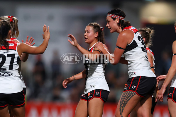 AFLW 2025 Round 10 - Carlton v St Kilda - A-64036031