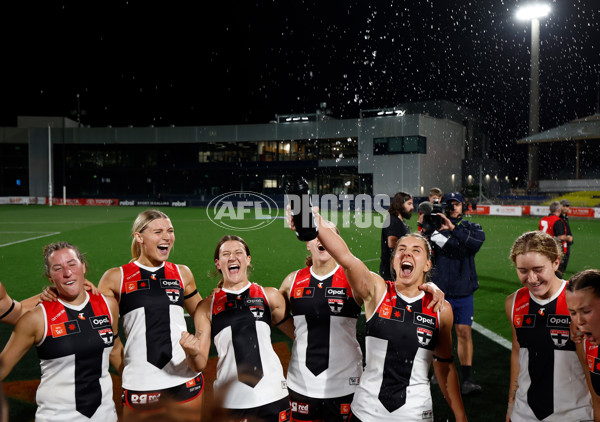AFLW 2025 Round 10 - Carlton v St Kilda - A-64036055