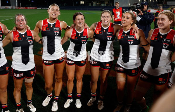 AFLW 2025 Round 10 - Carlton v St Kilda - A-64036057