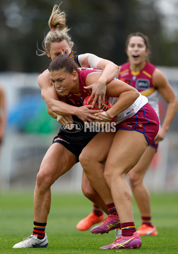 AFLW 2025 Round 10 - Essendon v Brisbane - A-64037796