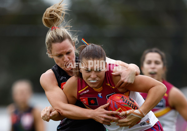 AFLW 2025 Round 10 - Essendon v Brisbane - A-64038582