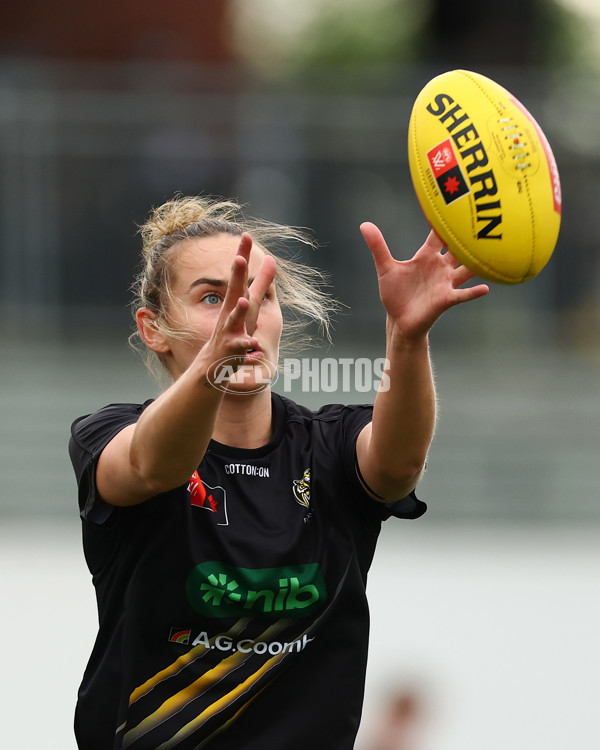 AFLW 2025 Round 10 - Collingwood v Richmond - A-64040185
