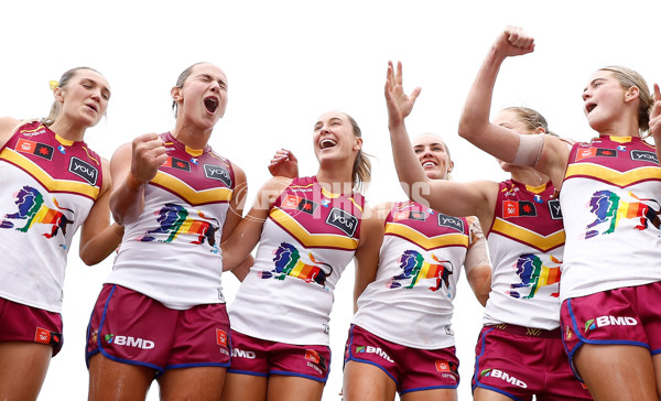 AFLW 2025 Round 10 - Essendon v Brisbane - A-64040224