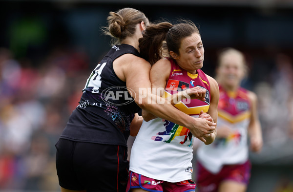 AFLW 2025 Round 10 - Essendon v Brisbane - A-64040691