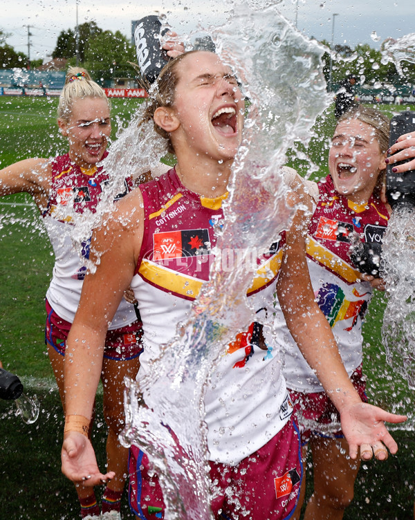AFLW 2025 Round 10 - Essendon v Brisbane - A-64040728