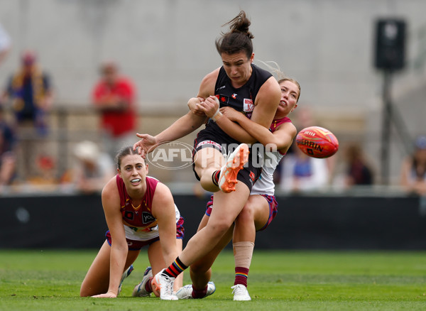 AFLW 2025 Round 10 - Essendon v Brisbane - A-64040753