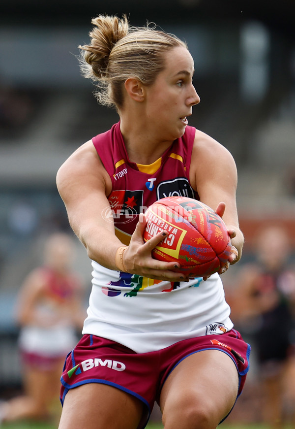 AFLW 2025 Round 10 - Essendon v Brisbane - A-64043195