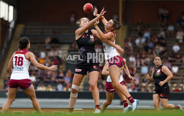 AFLW 2025 Round 10 - Essendon v Brisbane - A-64043204