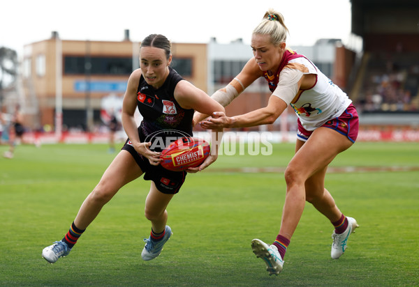 AFLW 2025 Round 10 - Essendon v Brisbane - A-64043205